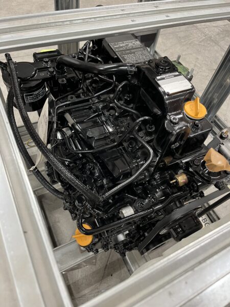 New Yanmar 4TNV88-NBK / Tier 2 engine